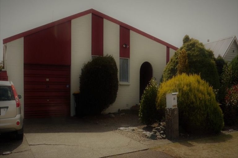 Photo of property in 26 Bullar Street, Grasmere, Invercargill, 9810