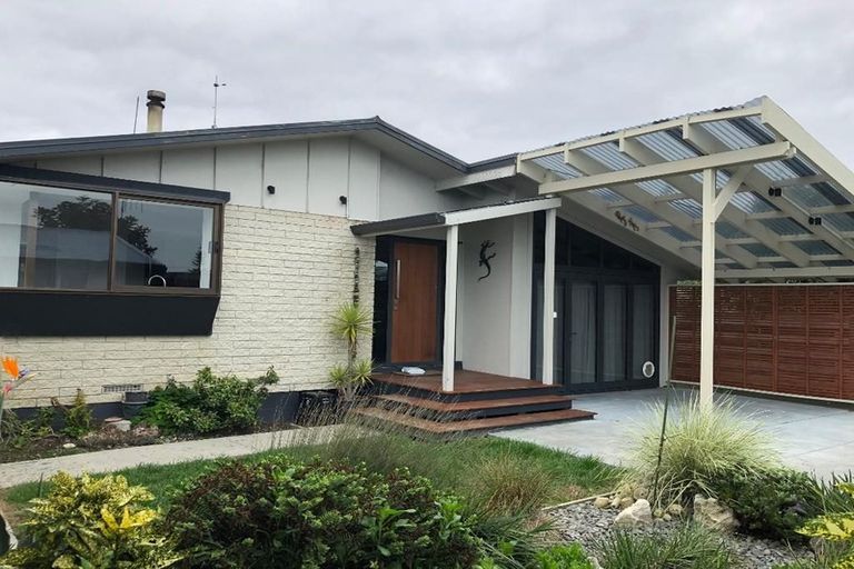 Photo of property in 6 Glenbank Road, Te Awanga, 4102