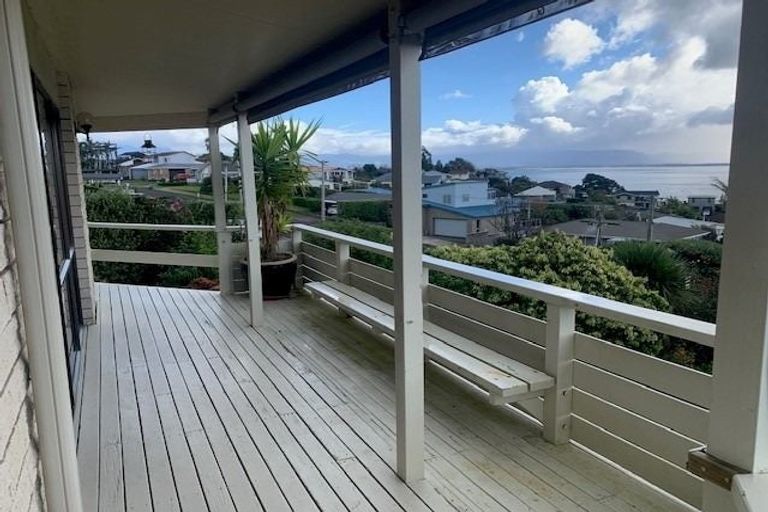 Photo of property in 15 Vivian Drive, Omokoroa, 3114