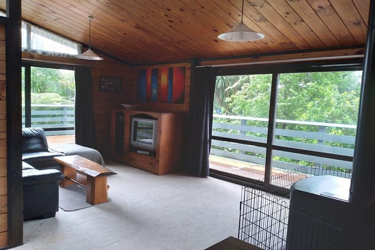 Photo of property in 6a Hine Road, Wainuiomata, Lower Hutt, 5014