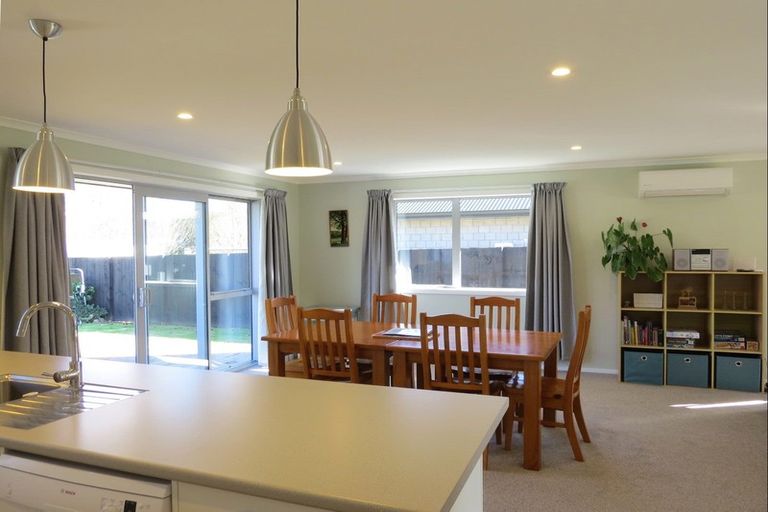 Photo of property in 71 Golden Shore Place, Coromandel, 3506