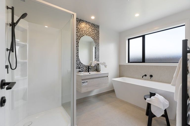Photo of property in 105 Freedom Drive, Kelvin Grove, Palmerston North, 4470