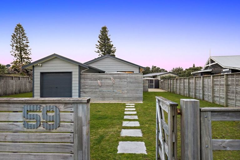 Photo of property in 59 Blue Bell Parade, Omaha, 0986