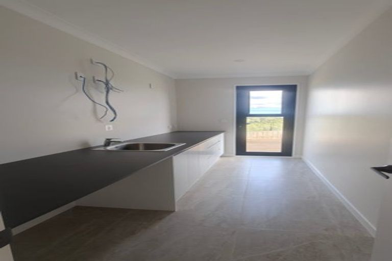 Photo of property in 11 Silverhill Lane, Silverdale, 0932