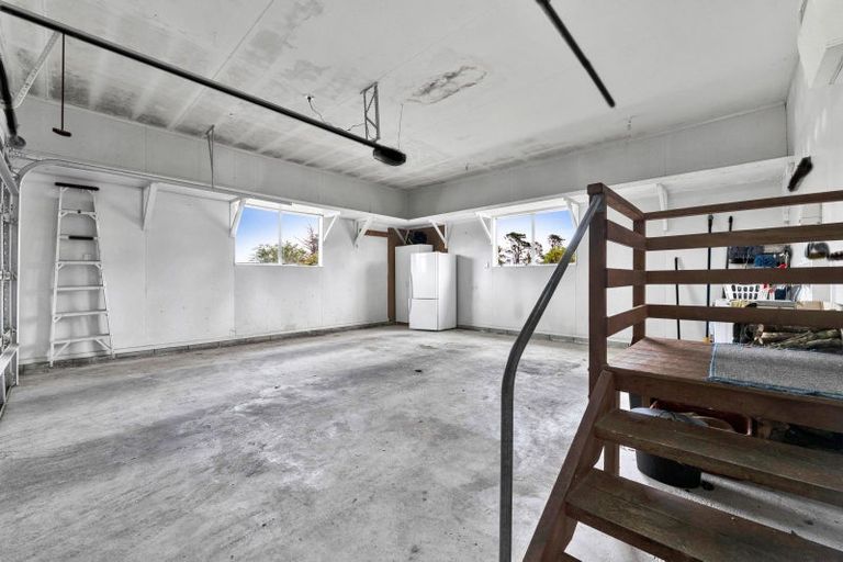 Photo of property in 6 Regan Street, Stratford, 4332