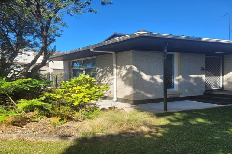Photo of property in 27 Tumene Drive, Owhata, Rotorua, 3010