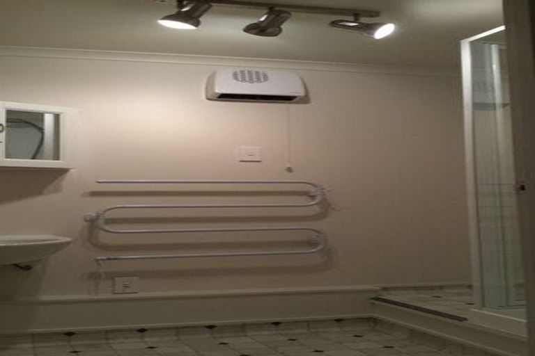 Photo of property in 3 Jalna Avenue, Khandallah, Wellington, 6035