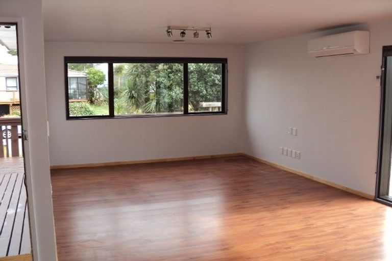 Photo of property in 18 Moki Street, Titahi Bay, Porirua, 5022