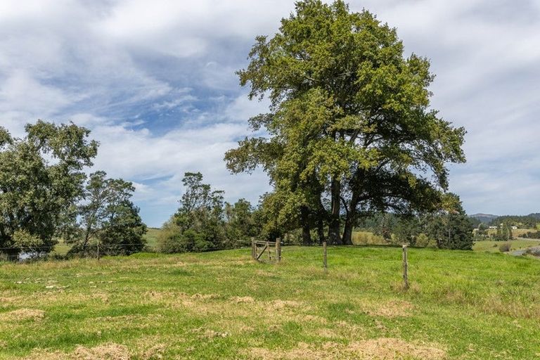 Photo of property in 610 Rotowaro Road, Huntly, 3771