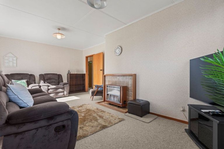 Photo of property in 21 Dampier Avenue, Awapuni, Palmerston North, 4412