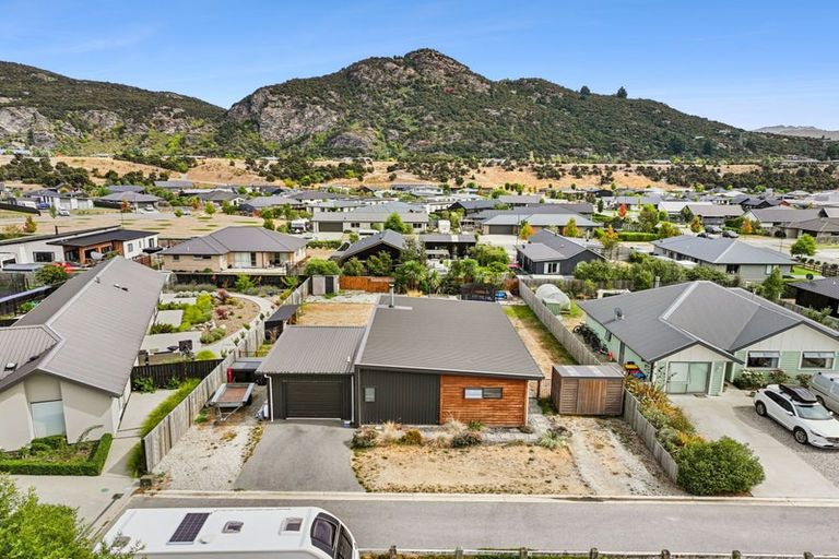 Photo of property in 5 Mallard Street, Albert Town, Wanaka, 9305