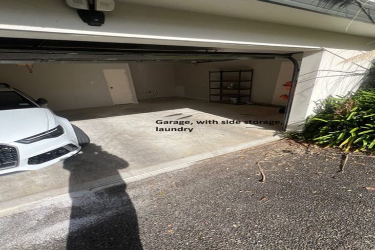 Photo of property in 6 David Beattie Place, Chatswood, Auckland, 0626