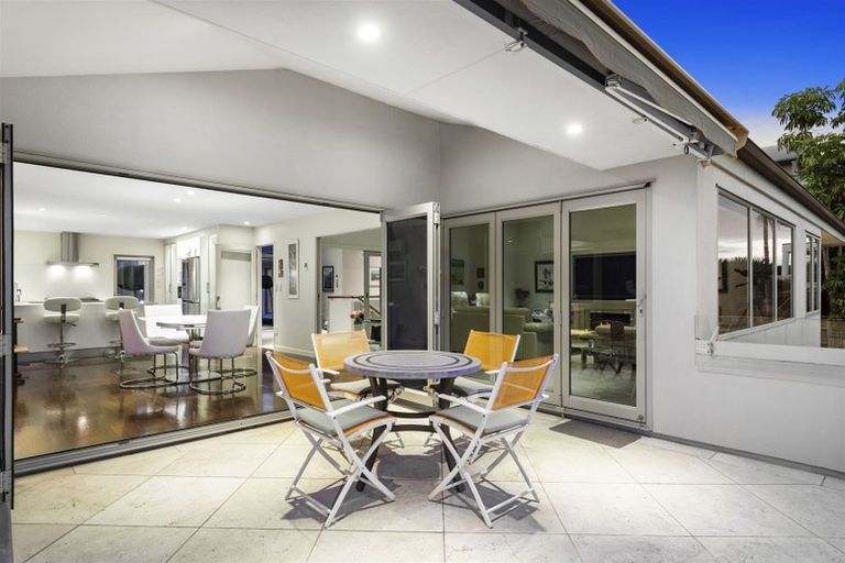 Photo of property in 24 Pillans Road, Otumoetai, Tauranga, 3110