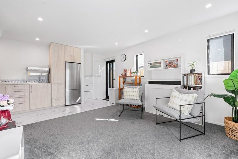 Photo of property in 2c Avon Street, Waterloo, Lower Hutt, 5011