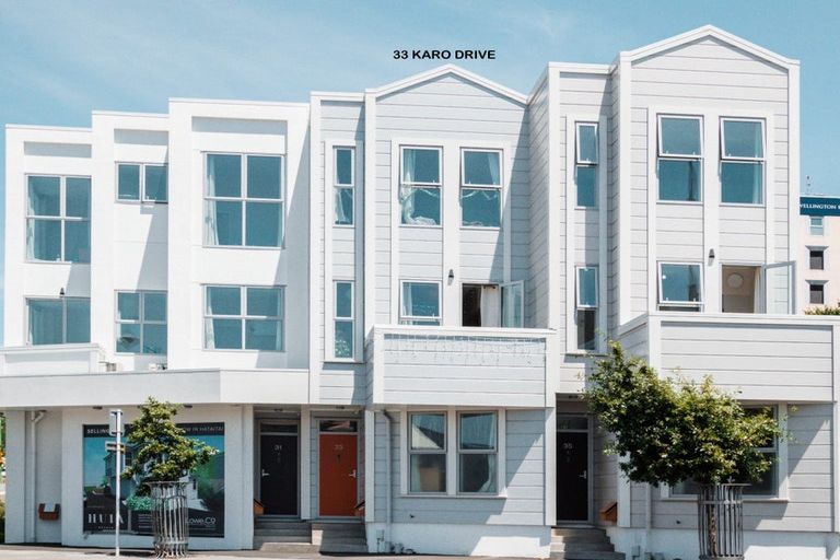 Photo of property in 35 Karo Drive, Te Aro, Wellington, 6011