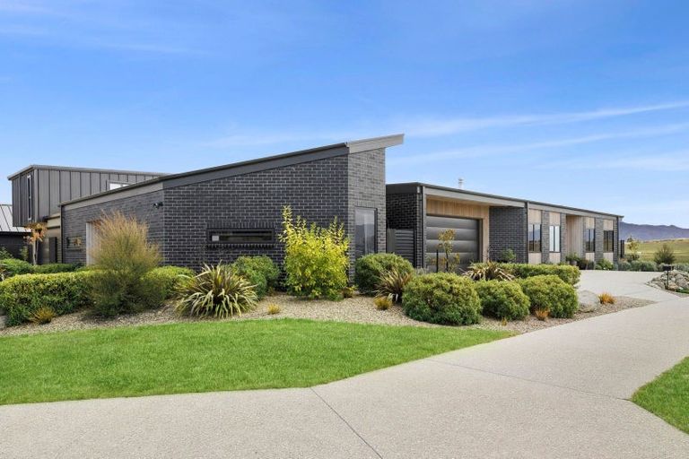 Photo of property in 35 Campbell Road, Wanaka, 9305