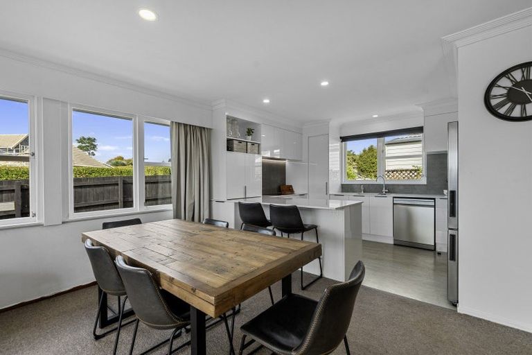 Photo of property in 302 Otumoetai Road, Otumoetai, Tauranga, 3110