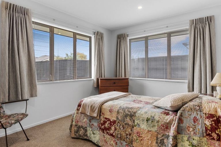 Photo of property in 18 Brantholme Place, Rangiora, 7400