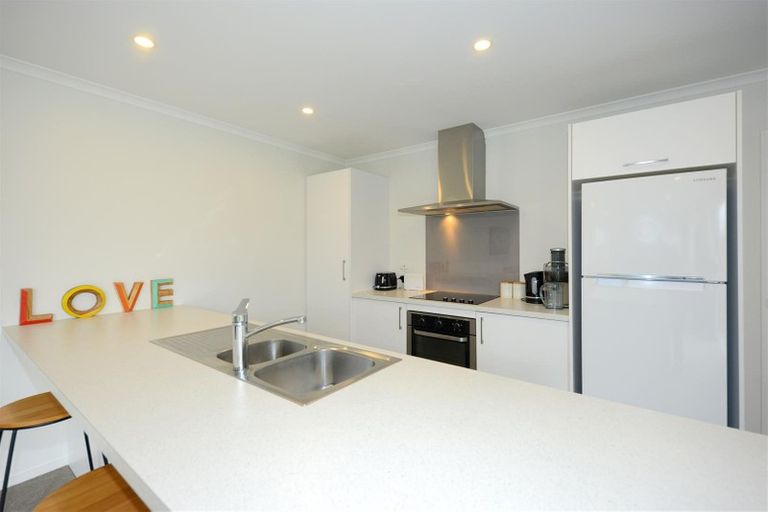 Photo of property in 9 Eric Melrose Lane, Halswell, Christchurch, 8025