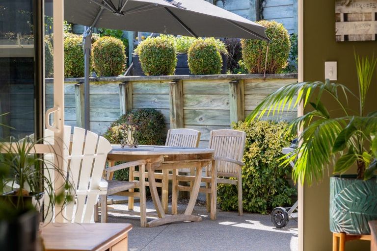 Photo of property in 15 Datum Way, Paraparaumu, 5032