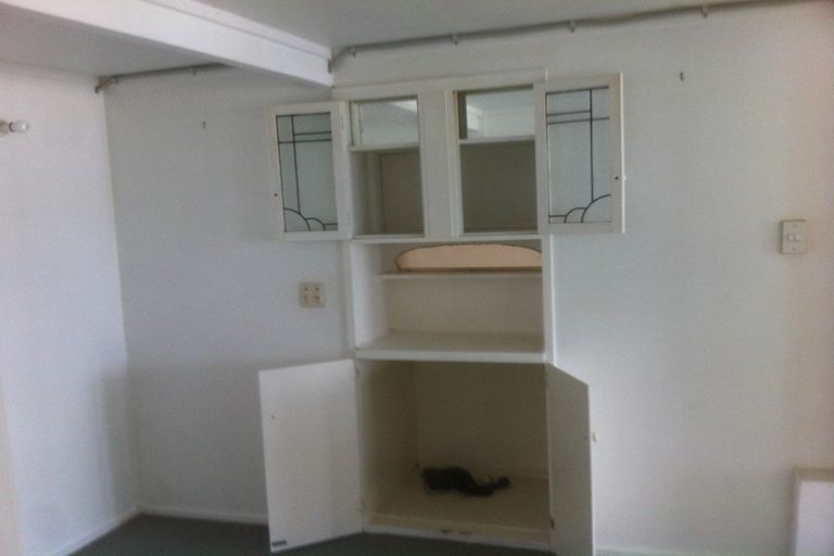 Photo of property in 10 Korokoro Road, Korokoro, Lower Hutt, 5012