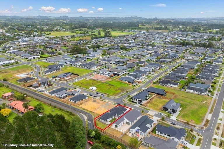 Photo of property in 26 Paihere Street, Huapai, Kumeu, 0810