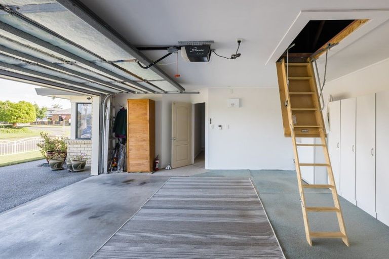 Photo of property in 1 Merlin Close, Huntington, Hamilton, 3210