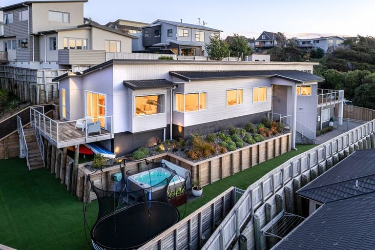 Photo of property in 61 Saint Ives Drive, Camborne, Porirua, 5026