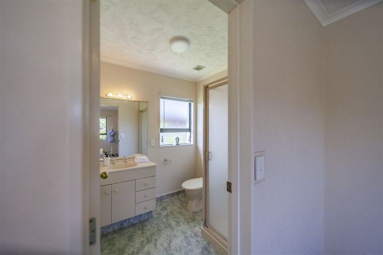 Photo of property in 3 Beaufort Place, Taradale, Napier, 4112