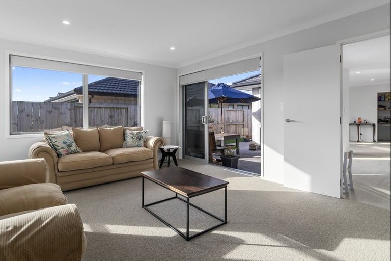 Photo of property in 41 Awataha Crescent, Pyes Pa, Tauranga, 3110