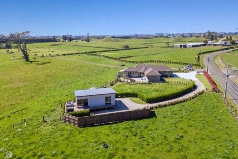 Photo of property in 313 Egmont Road, Hillsborough, New Plymouth, 4372