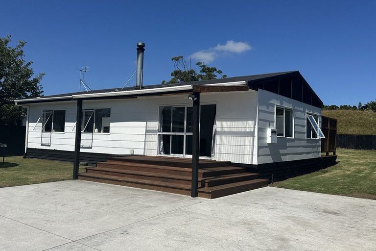 Photo of property in 11 Makere Street, Waitara, 4320