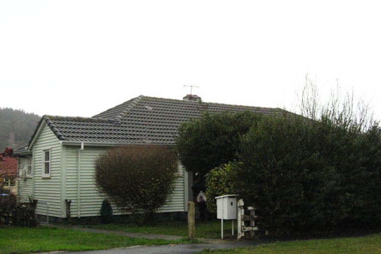 Photo of property in 3 Freyberg Avenue, Sawyers Bay, Port Chalmers, 9023