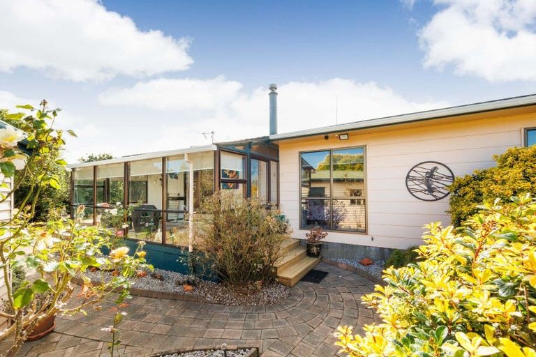 Photo of property in 3 Waltham Court, Cloverlea, Palmerston North, 4412