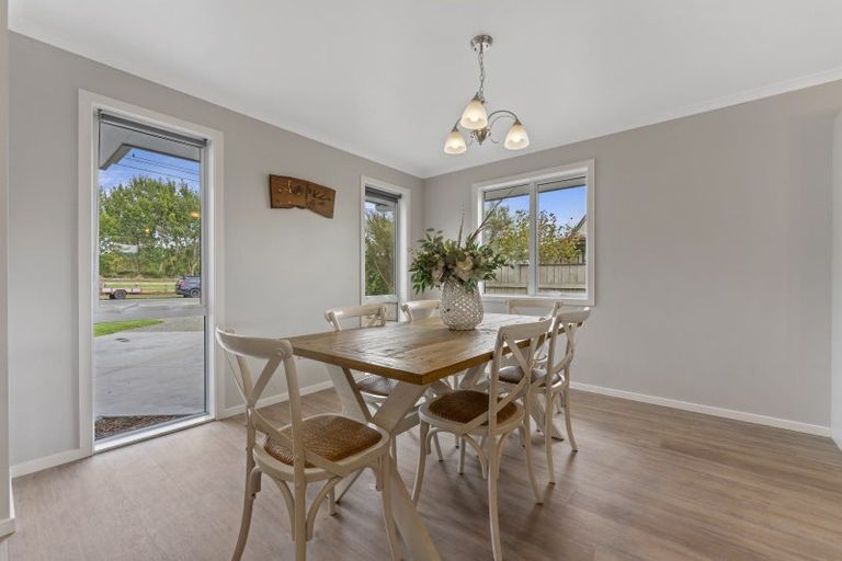 Photo of property in 82 Willoughby Street, Halcombe, 4779