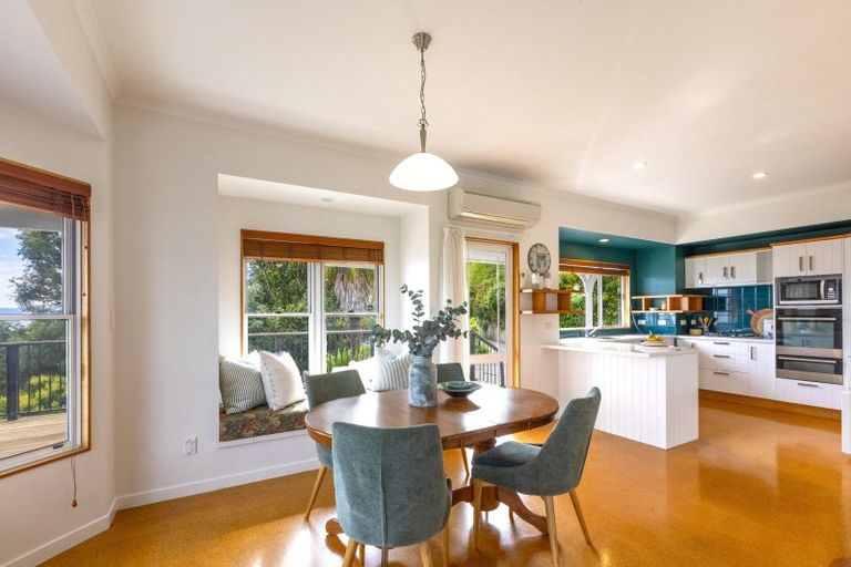 Photo of property in 23 Denholm Road, Hospital Hill, Napier, 4110