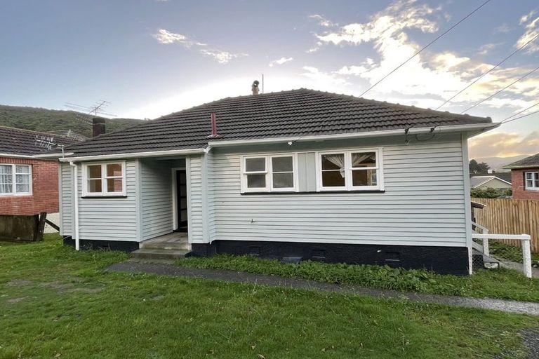 Photo of property in 20 Judd Crescent, Naenae, Lower Hutt, 5011