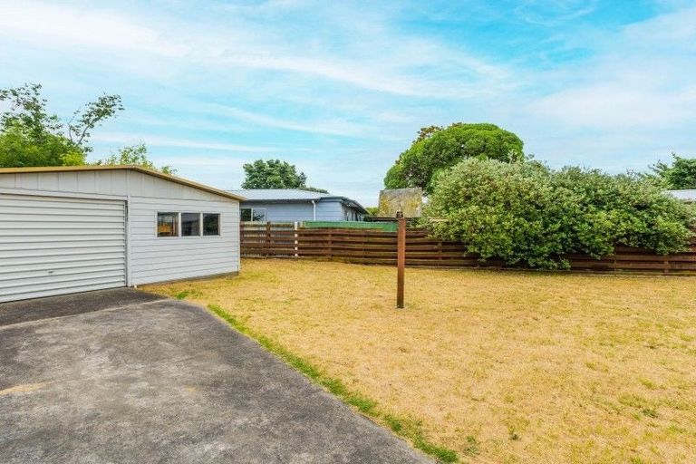 Photo of property in 9 Cypress Grove, Paraparaumu, 5032