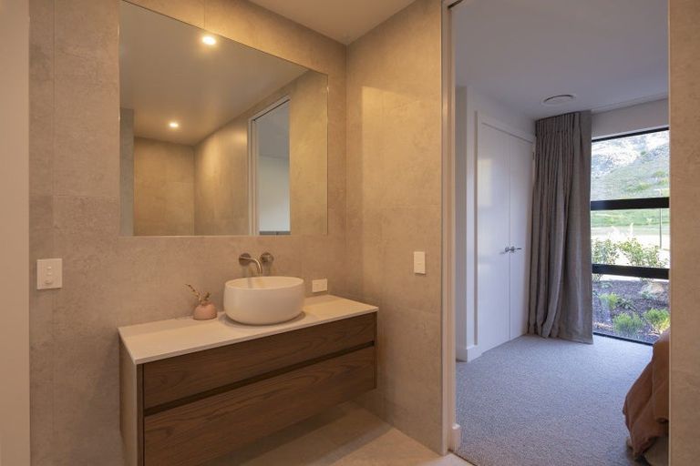 Photo of property in Kawarau Heights, 22 Kawarau Heights Boulevard, Lake Hayes, Queenstown, 9304