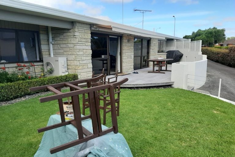 Photo of property in 59 Hillcrest Road, Otumoetai, Tauranga, 3110