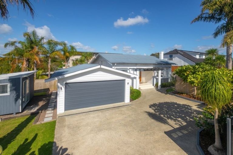 Photo of property in 9 Powell Street, Avondale, Auckland, 1026