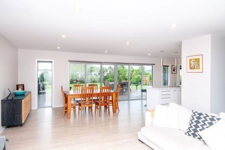 Photo of property in 4 Ferris Crescent, Wainui, Gisborne, 4010