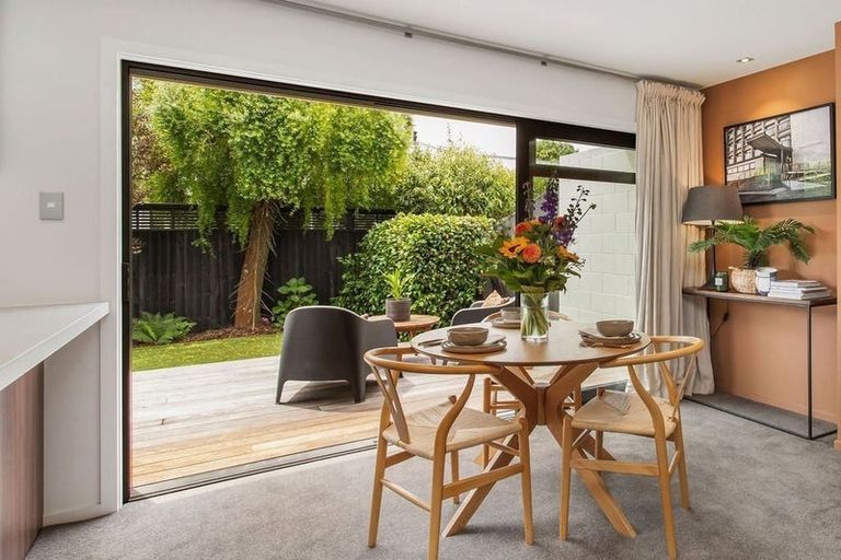 Photo of property in 1/46 Thornycroft Street, Fendalton, Christchurch, 8052