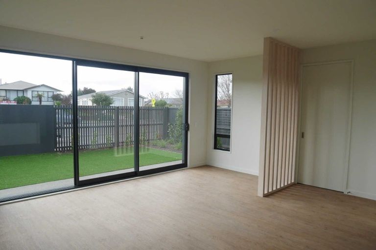 Photo of property in 132 Warden Street, Shirley, Christchurch, 8013