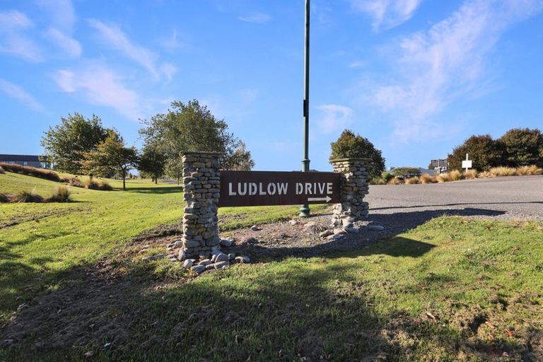 Photo of property in 3 Ludlow Drive, Huntingdon, Ashburton, 7774