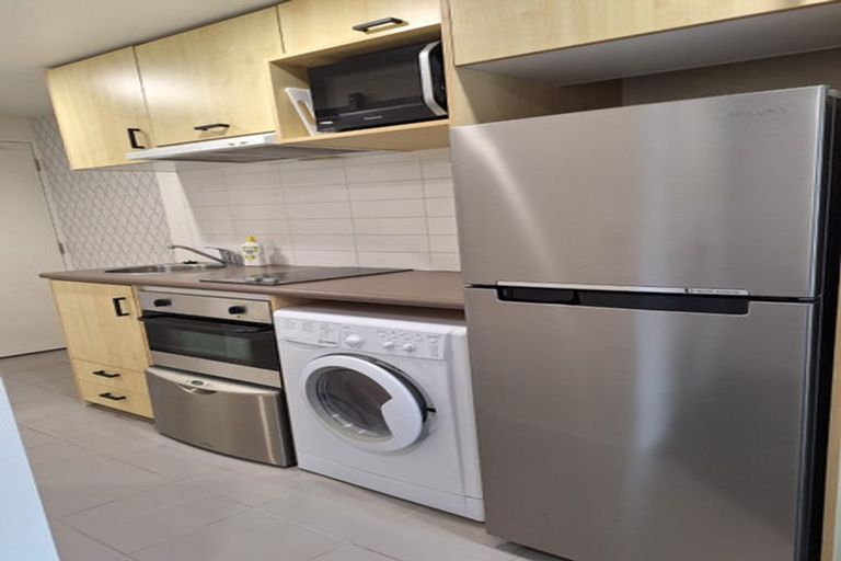 Photo of property in 23 Emily Place, Bellevue, Tauranga, 3110