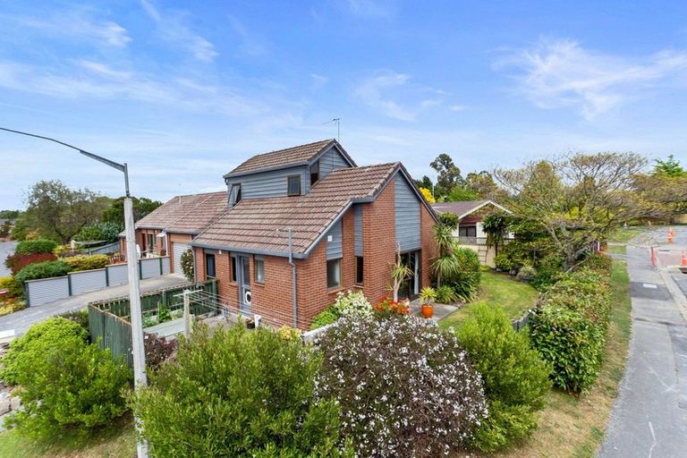 Photo of property in 2 Kowai Place, Amberley, 7410