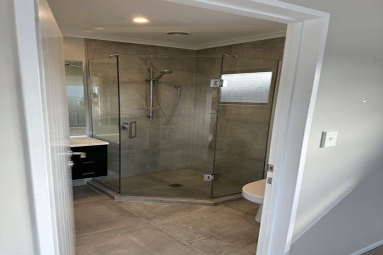 Photo of property in 206 Clark Road, Hobsonville, Auckland, 0616