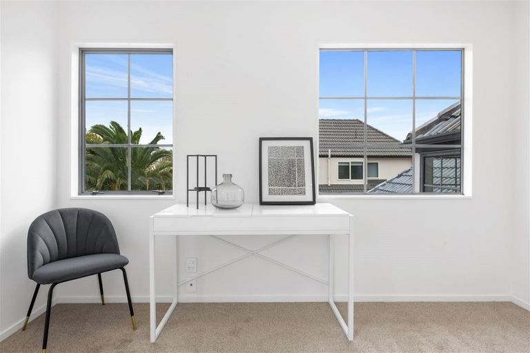 Photo of property in 2/10 Casabella Court, Northpark, Auckland, 2013