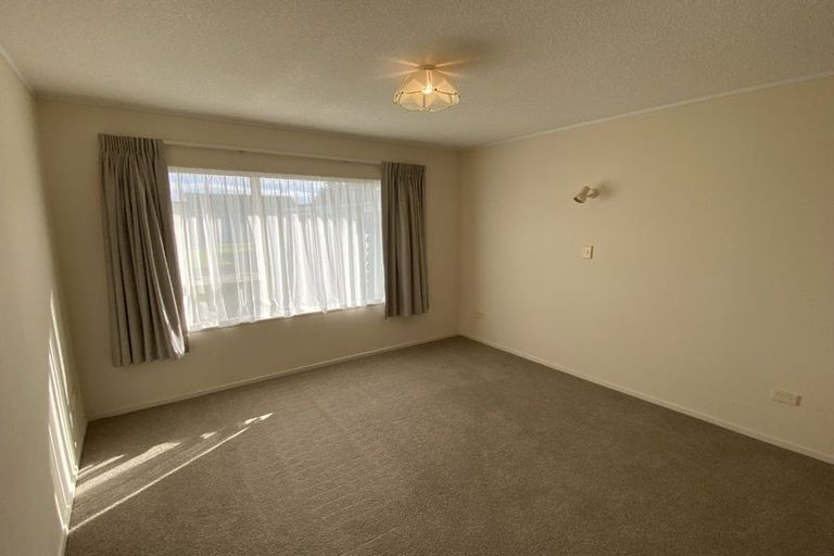 Photo of property in 30a Sackville Street, Fitzroy, New Plymouth, 4312